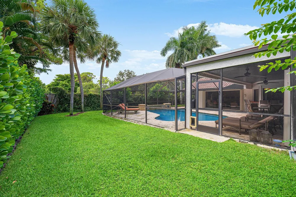2570 NW 27th Street Boca Raton, FL 33434