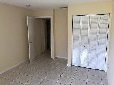 800 SW 9TH STREET Hallandale Beach, FL 33009