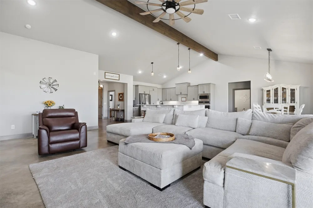 323 County Road 301 Granger, TX 76530