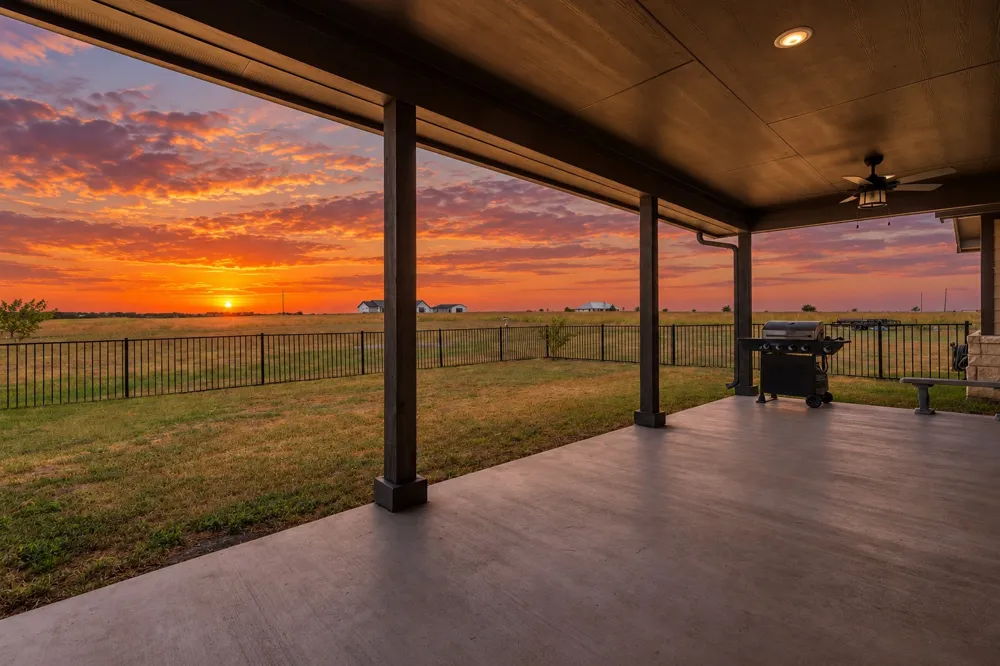 323 County Road 301 Granger, TX 76530