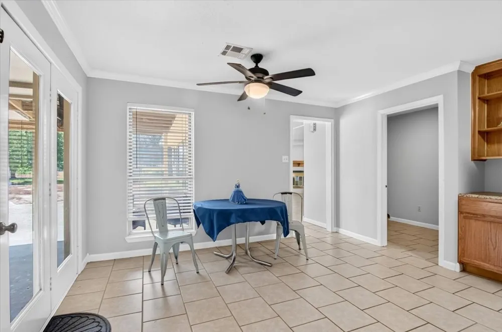 219 Willow Grove Road Woodway, TX 76712