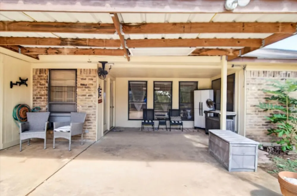 219 Willow Grove Road Woodway, TX 76712