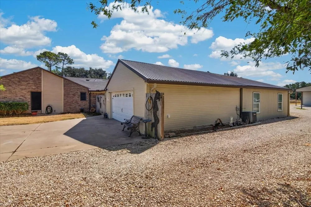 219 Willow Grove Road Woodway, TX 76712