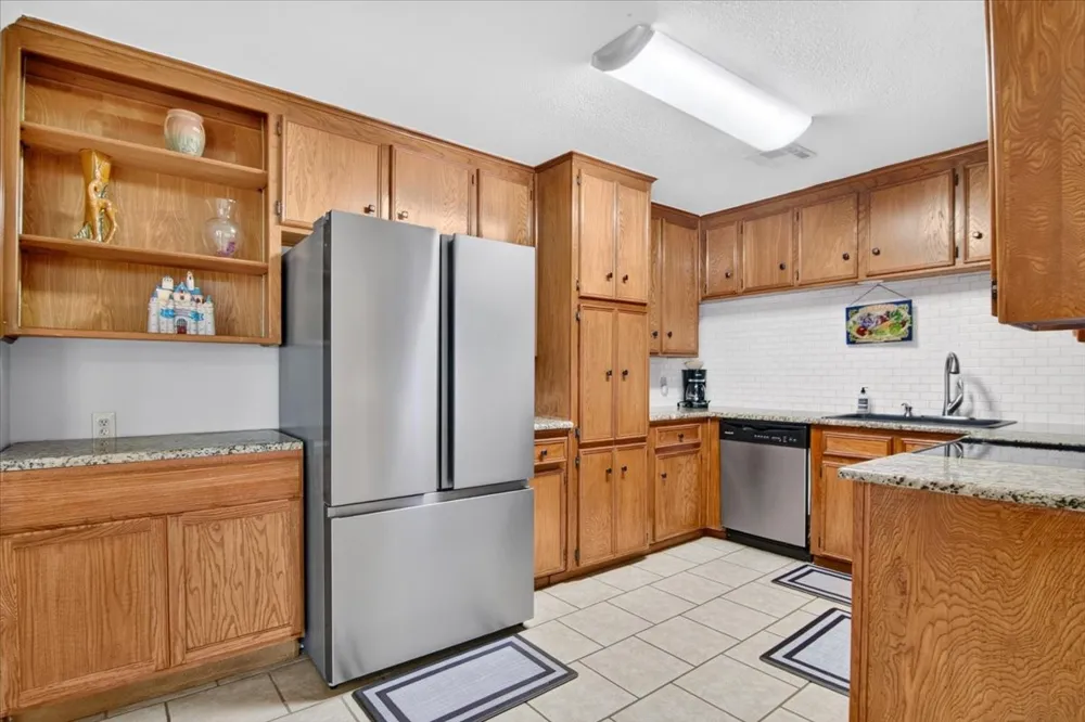 219 Willow Grove Road Woodway, TX 76712