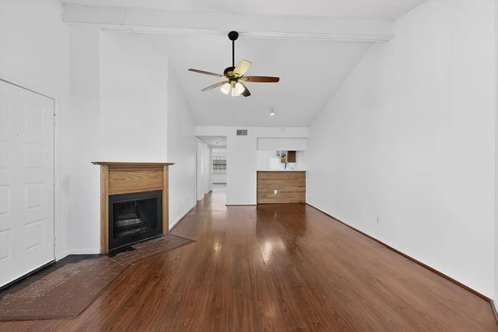 8545 Midpark Drive #16 Dallas, TX 75240
