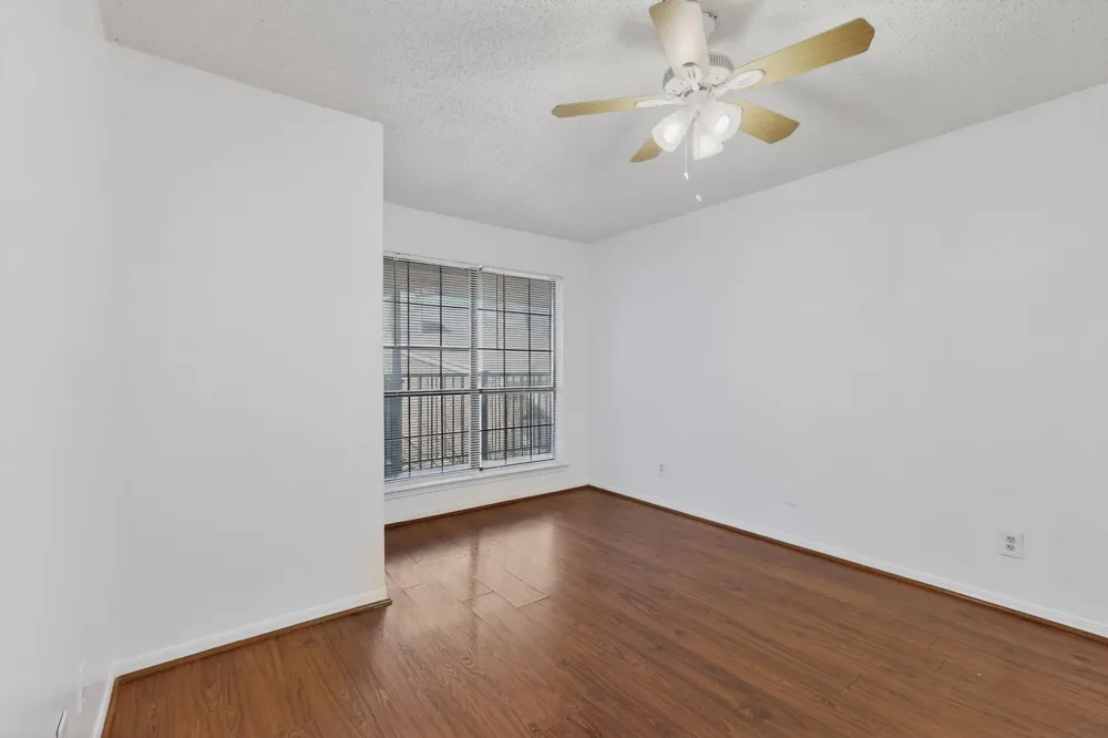 8545 Midpark Drive #16 Dallas, TX 75240