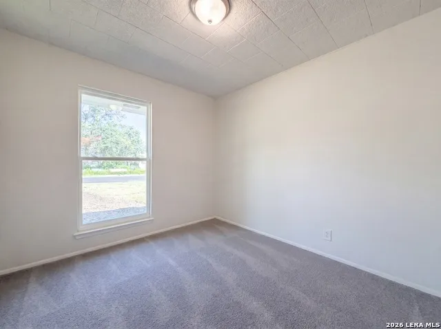 7627 Glen Fls San Antonio, TX 78239