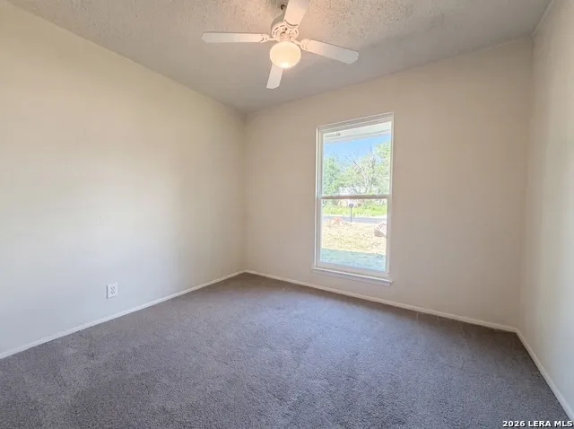 7627 Glen Fls San Antonio, TX 78239