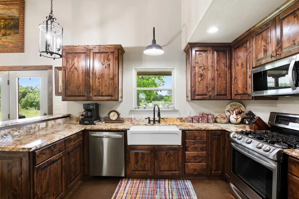 7835 Berger Schulenburg, TX 78956
