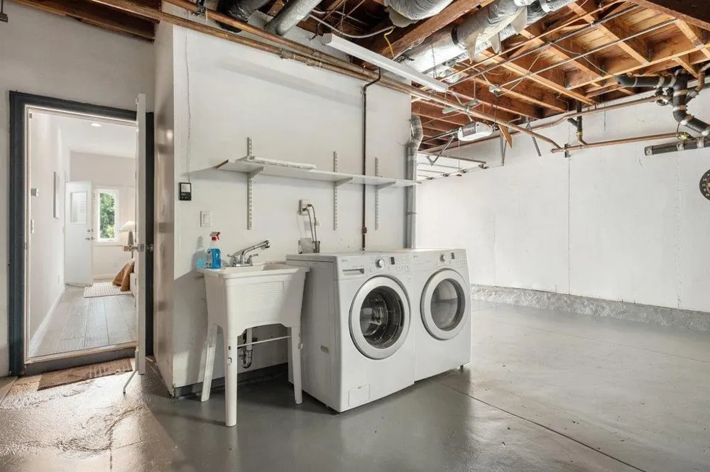 243 Hearst Avenue San Francisco, CA 94131