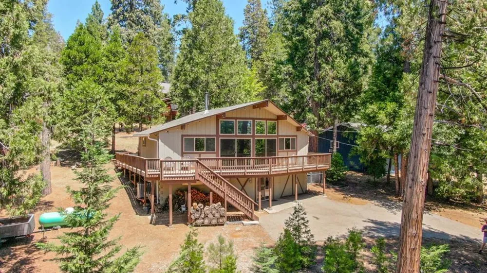 2320 Mustang Road Arnold, CA 95223