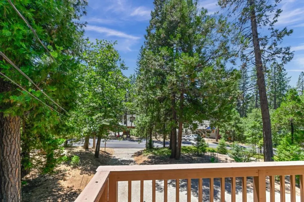 2320 Mustang Road Arnold, CA 95223