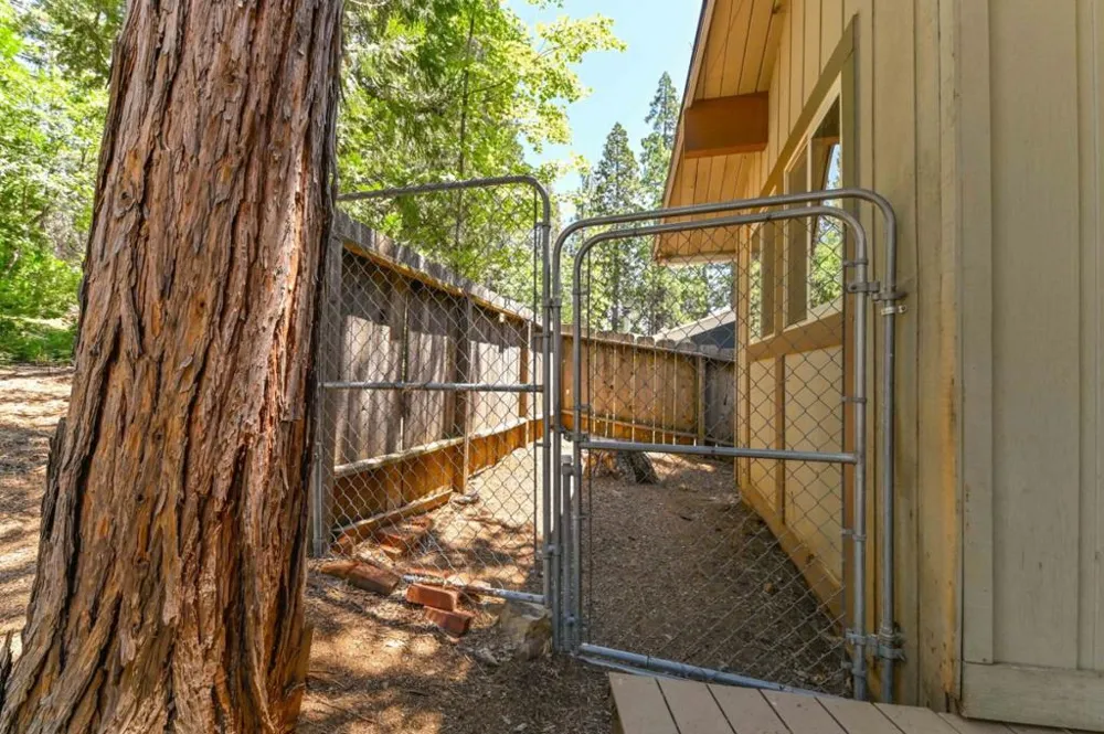 2320 Mustang Road Arnold, CA 95223