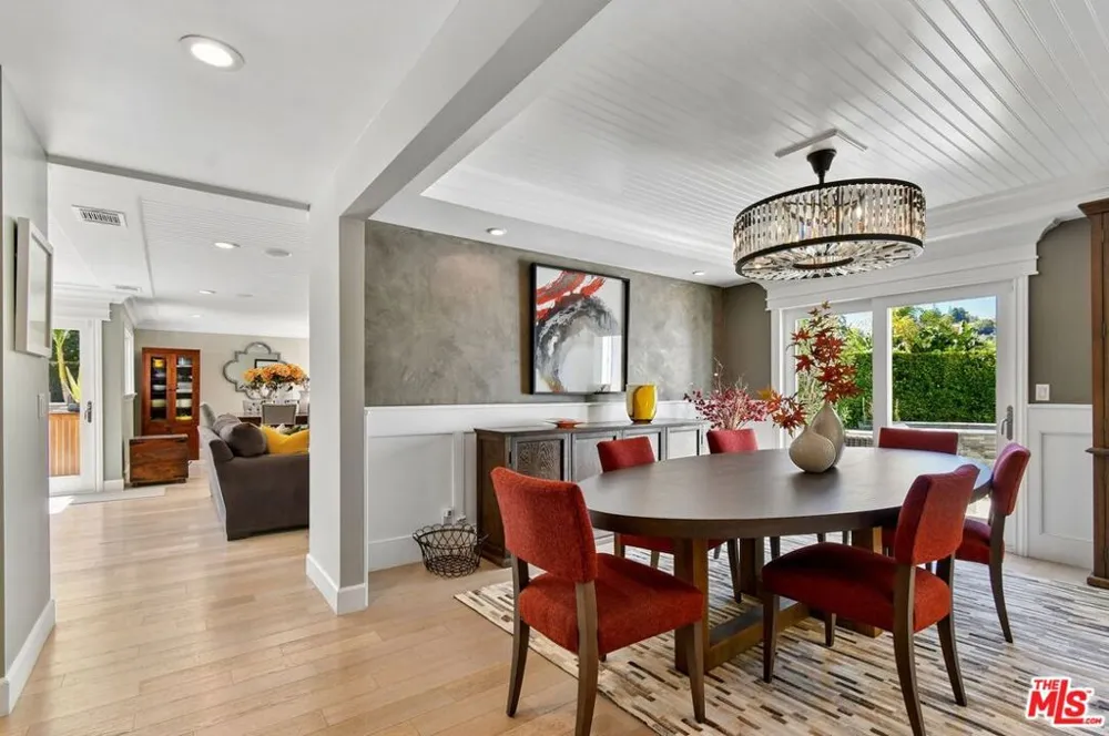 3177 Hutton Drive Beverly Hills, CA 90210