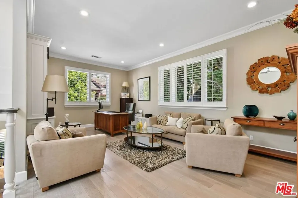 3177 Hutton Drive Beverly Hills, CA 90210