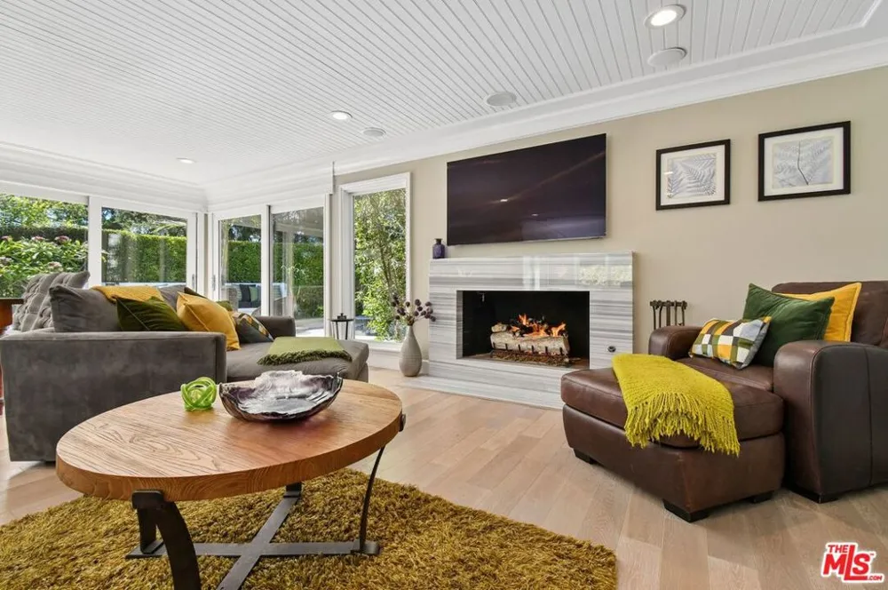 3177 Hutton Drive Beverly Hills, CA 90210