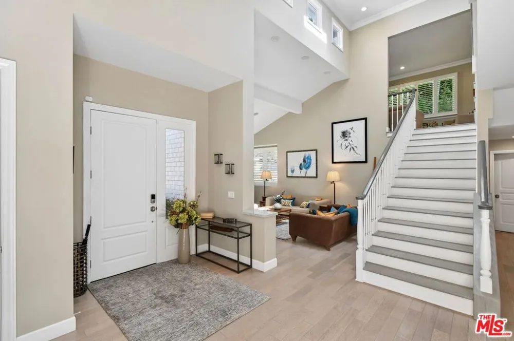 3177 Hutton Drive Beverly Hills, CA 90210