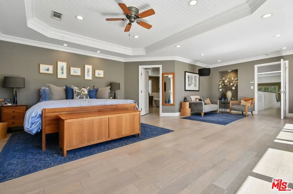 3177 Hutton Drive Beverly Hills, CA 90210