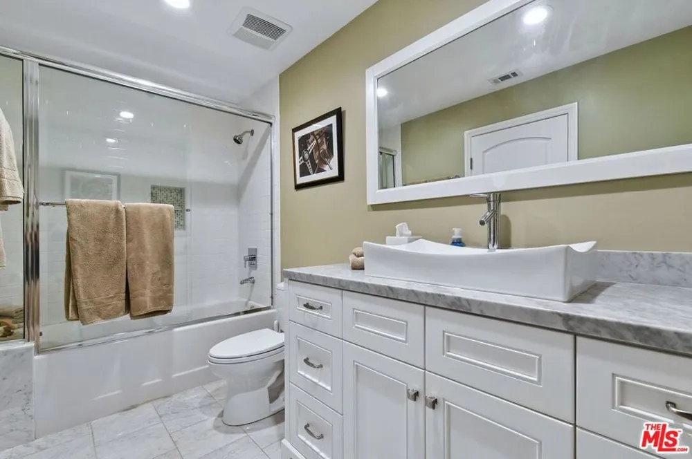 3177 Hutton Drive Beverly Hills, CA 90210