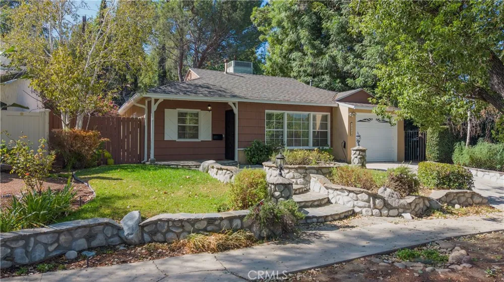18276 Rosita Tarzana, CA 91356