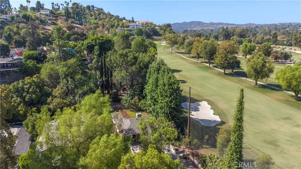 18276 Rosita Tarzana, CA 91356