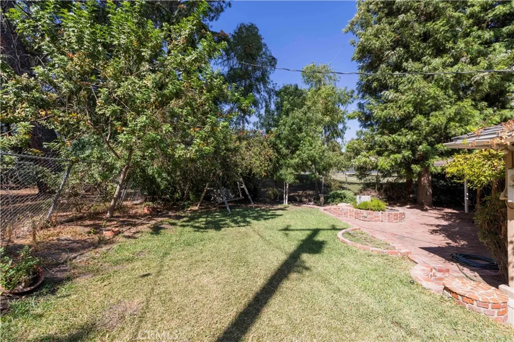 18276 Rosita Tarzana, CA 91356