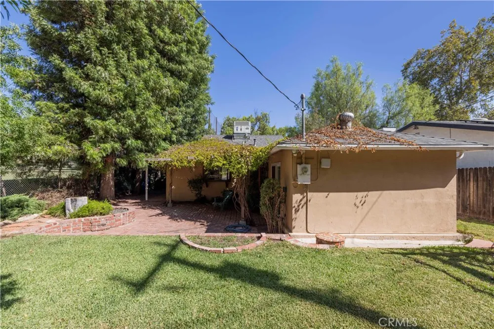 18276 Rosita Tarzana, CA 91356