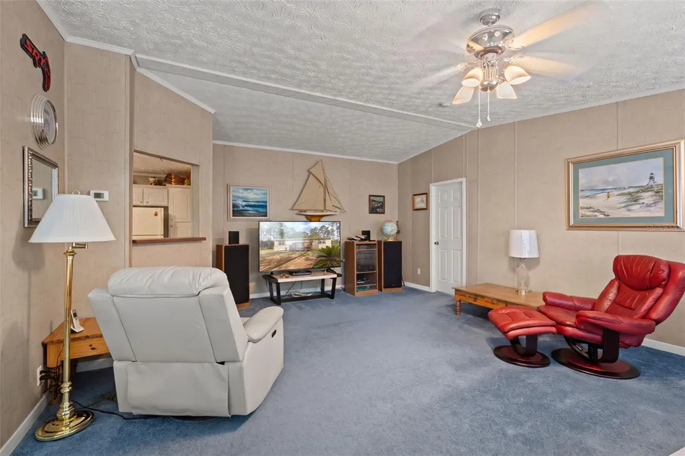 1411 SE STATE ROAD 121 Morriston, FL 32668