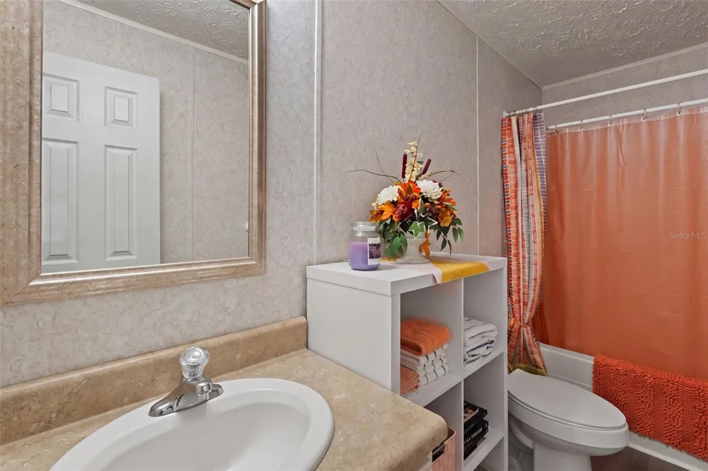 1411 SE STATE ROAD 121 Morriston, FL 32668