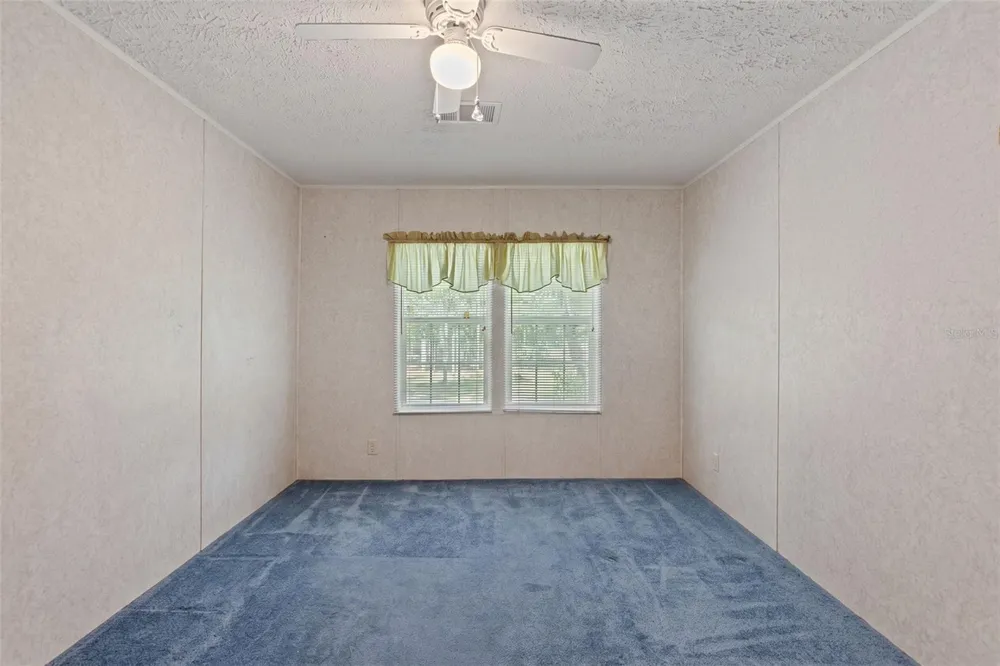 1411 SE STATE ROAD 121 Morriston, FL 32668