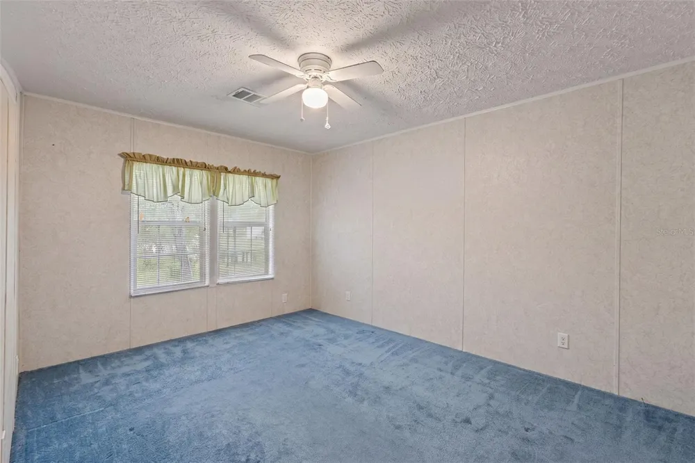 1411 SE STATE ROAD 121 Morriston, FL 32668