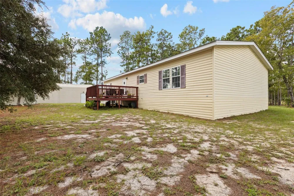 1411 SE STATE ROAD 121 Morriston, FL 32668