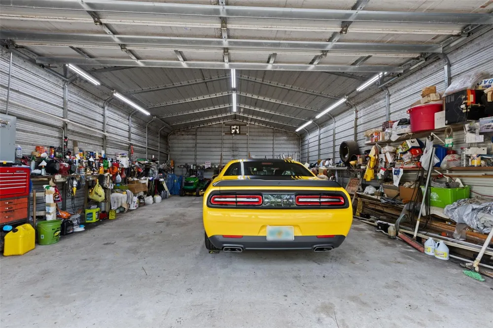 1411 SE STATE ROAD 121 Morriston, FL 32668