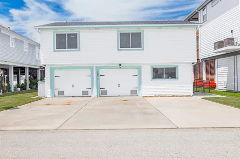 1021 Redfish Street