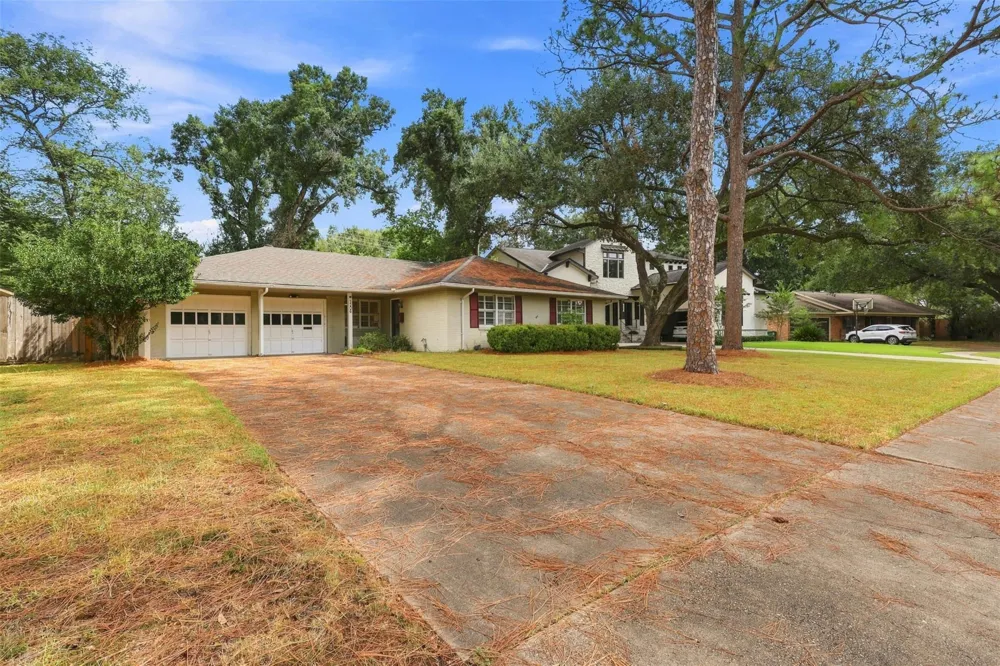 5206 Carew Street Houston, TX 77096
