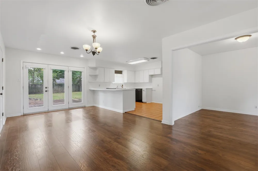 5206 Carew Street Houston, TX 77096