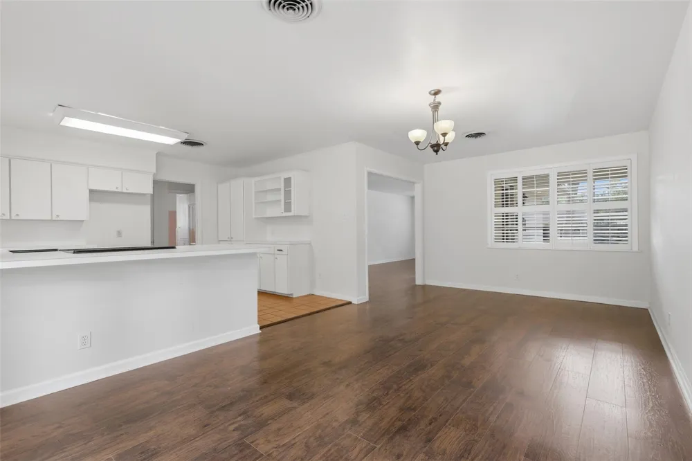 5206 Carew Street Houston, TX 77096