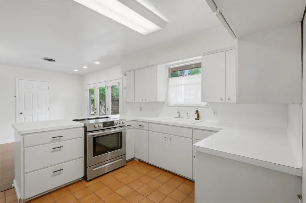 5206 Carew Street Houston, TX 77096