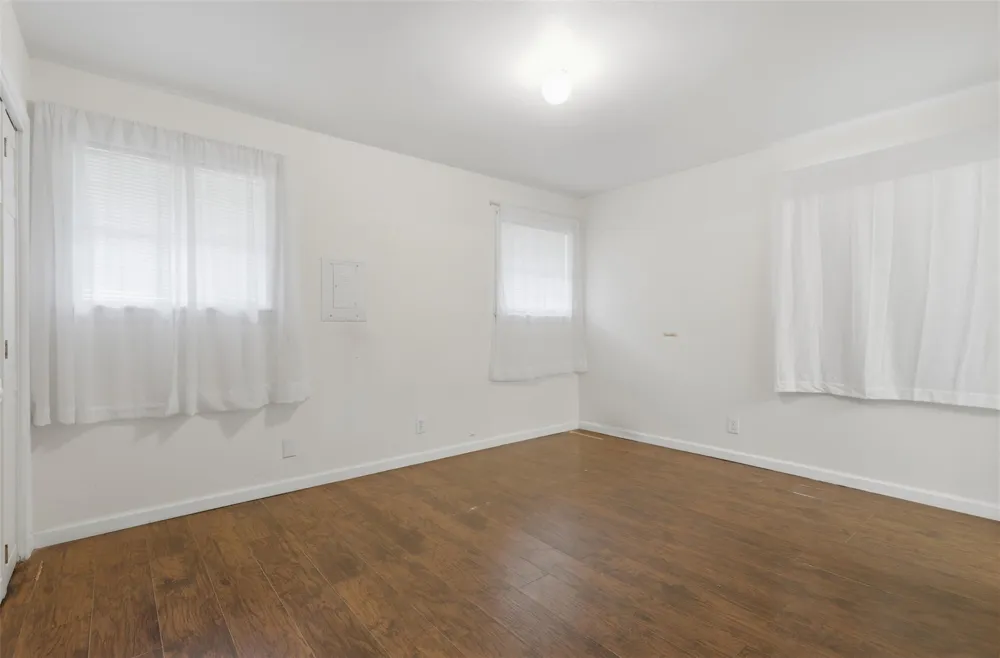 5206 Carew Street Houston, TX 77096