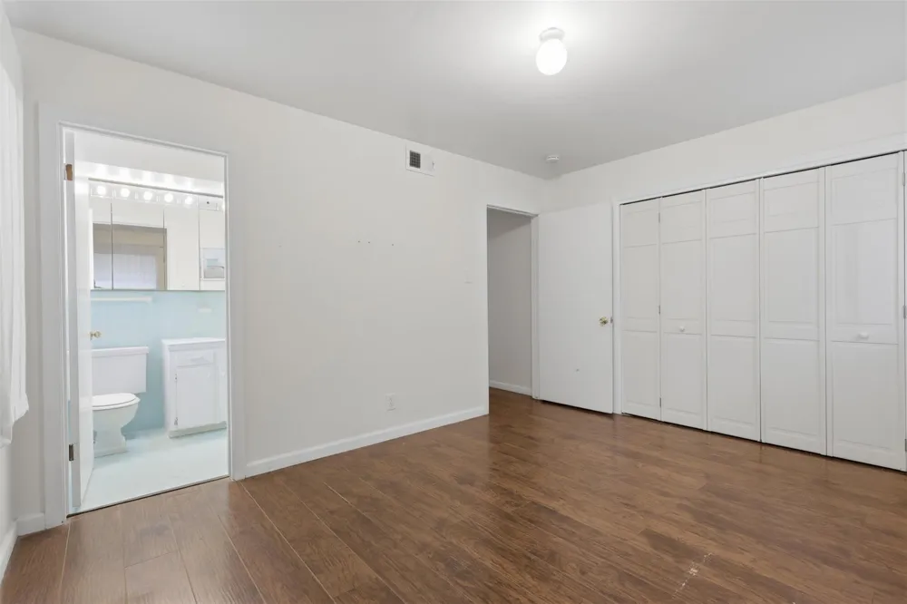 5206 Carew Street Houston, TX 77096