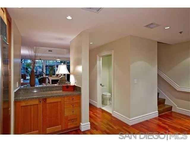 700 W Harbor Dr. #TH 744 San Diego, CA 92101