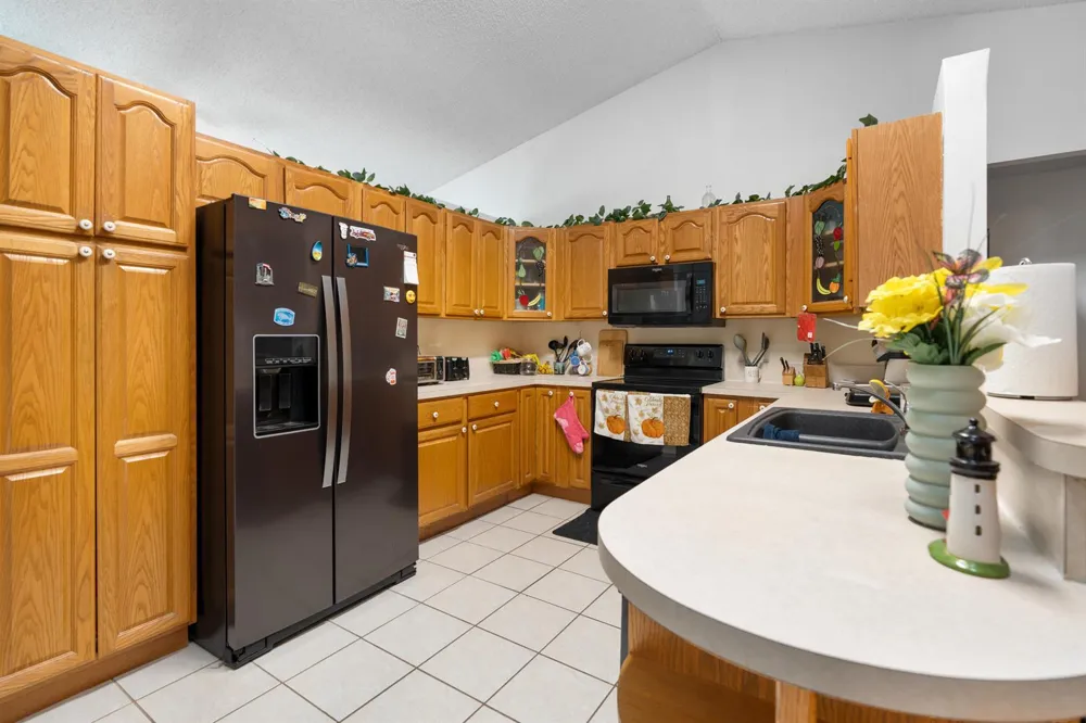 565 SW CHERRYHILL ROAD Port St. Lucie, FL 34953