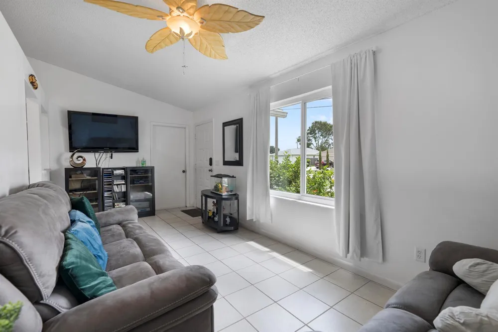 565 SW CHERRYHILL ROAD Port St. Lucie, FL 34953