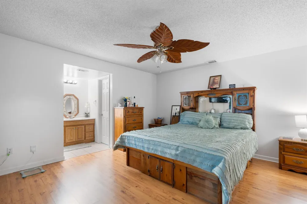 565 SW CHERRYHILL ROAD Port St. Lucie, FL 34953