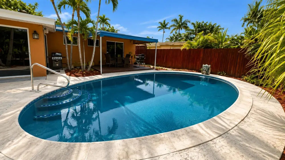 2041 SW 23RD AVENUE Fort Lauderdale, FL 33312