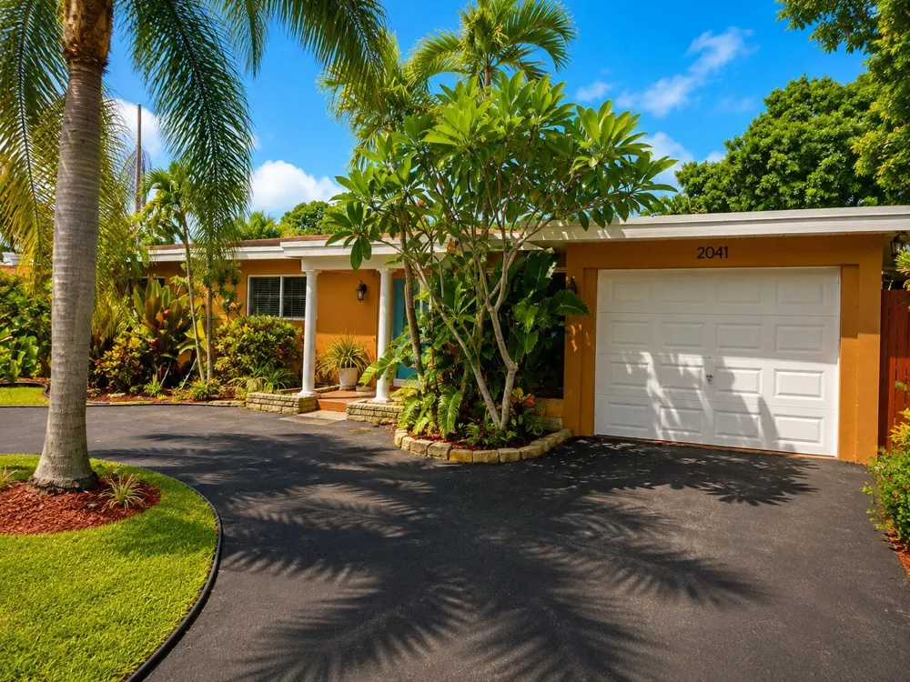 2041 SW 23RD AVENUE Fort Lauderdale, FL 33312