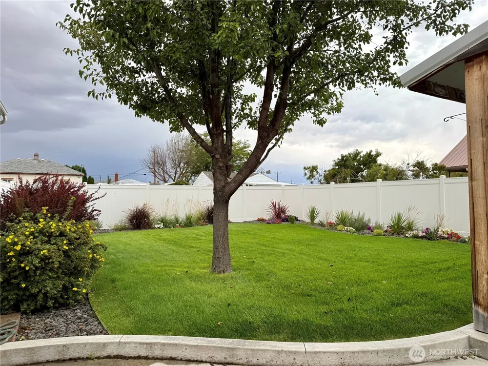 210 W 4th Avenue Odessa, WA 99159