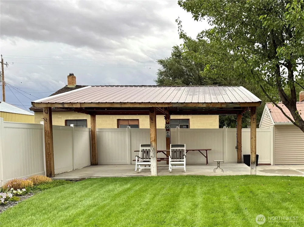 210 W 4th Avenue Odessa, WA 99159