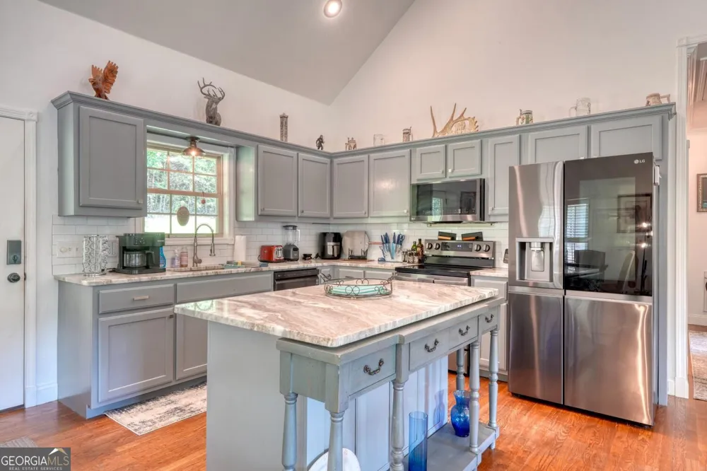 1100 Rova WAY Hiawassee, GA 30546