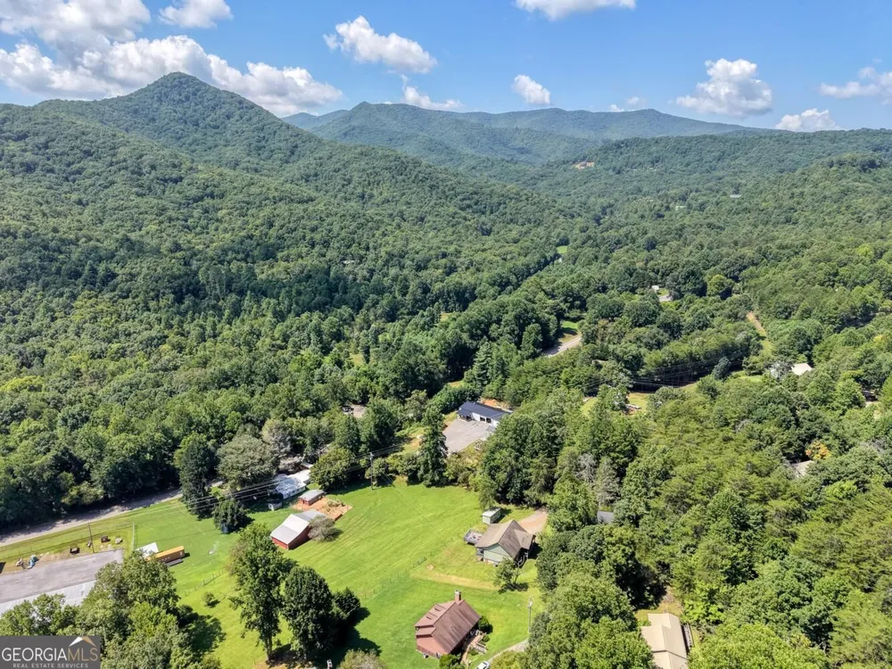 1100 Rova WAY Hiawassee, GA 30546